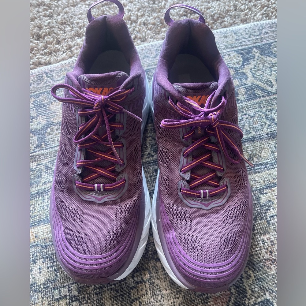 Hoka one one